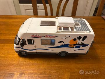 DICKIE TOYS HOLIDAY CAMPER VEHICLE