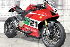 Ducati Panigale V2 Bayliss 20th
