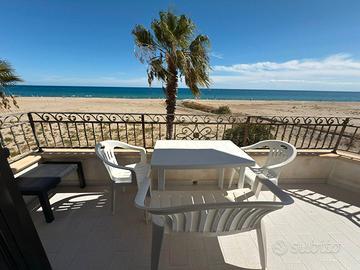 Primafila vista mare strongoli