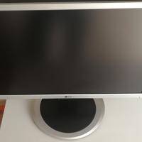 Monitor LG Flatron L194WS wide