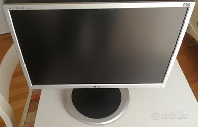 Monitor LG Flatron L194WS wide