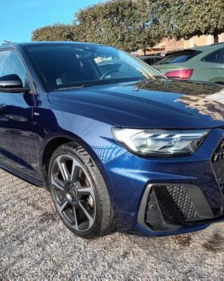 Audi A1 SPB 30 TFSI S tronic Identity Black 116cv