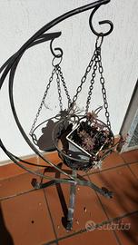 Lotto 4 portavasi in ferro battuto 