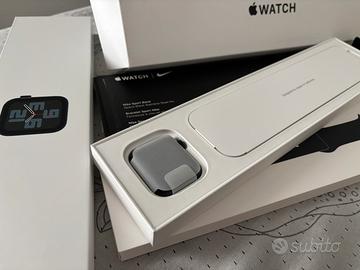 Apple Watch SE 2 Generazione (40 mm)