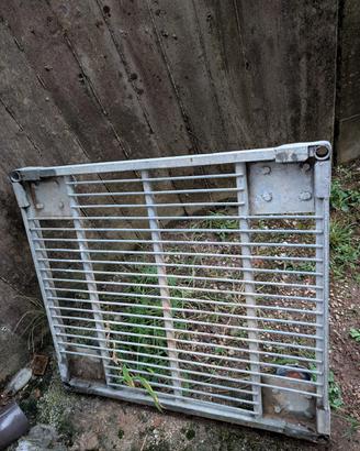 carrello con pianale in acciaio