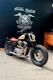 Harley-Davidson Sportster 883 Custom Bobber (2002)