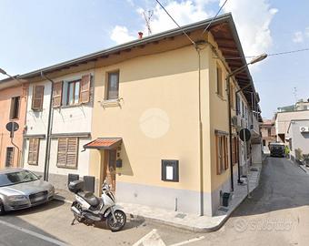 CASA INDIPENDENTE A LISSONE