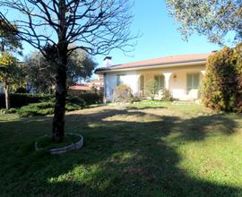 VILLA SINGOLA A MONTIRONE