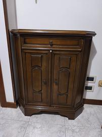 Mobile entrata in legno 