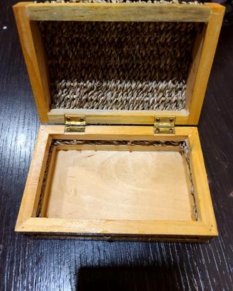 Scatola portaoggetti portagioie in legno