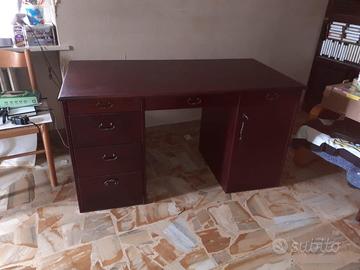 scrivania stile marina inglese