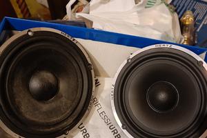 woofer hertz serie mille 1600 250 Watt 