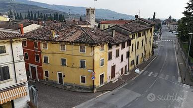 CASA SEMINDIPENDENTE A MEZZANE DI SOTTO