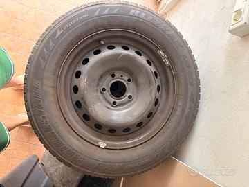 4 Gomme Invernali 215/65 R16 Bridgestone Blizzak