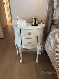 Comodini letto shabby chic