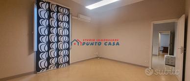 Pressi Via XXX Gennaio - Ufficio 1°p. s/a - 90mq