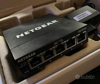 NETGEAR Switch Ethernet Plus 5 Porte GS305E