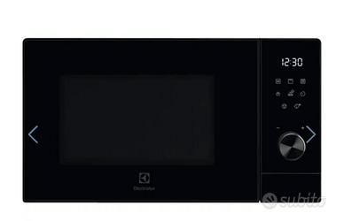 Electrolux microonde con grill 29 litri 900w