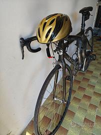 Bici da corsa in carbonio