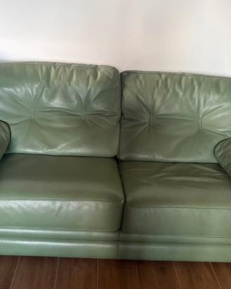 Divano in pelle pieno fiore