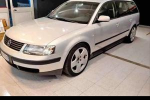 VW Passat 1.8T variant highline