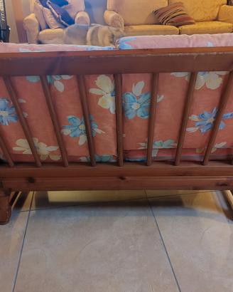 divanetto in legno