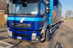 Volvo FL 240 casonato sponda idraulica