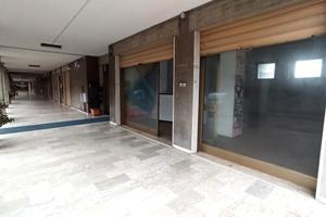 Locale commerciale Via Pienza