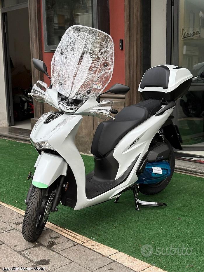 Honda SH 125 usata in vendita in Campania