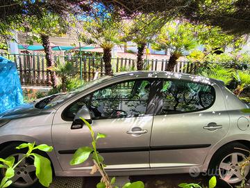 Peugeot 207 benzina e gpl