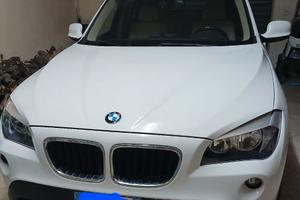 Auto bmw x1
