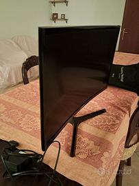 Monitor Curvo