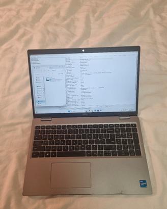 notebook portatile dell latitude 5520 core i5