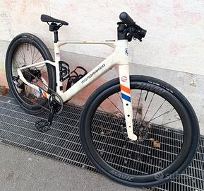 Gravel in Carbonio Mondraker DustyX Unlimited Gulf