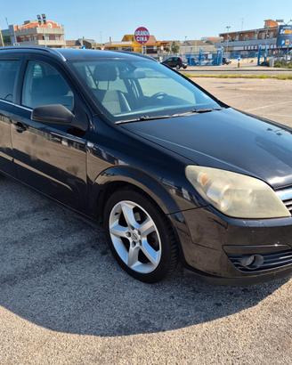 Opel Astra 1.7 CDTI 80CV Station Wagon Club