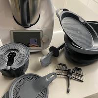 Bimby TM 6 come nuovo completo di accessori +borsa