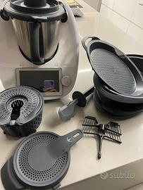 Bimby TM 6 come nuovo completo di accessori +borsa