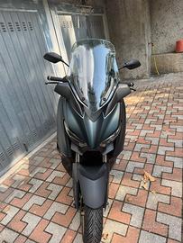 Yamaha X-Max Tech Max
