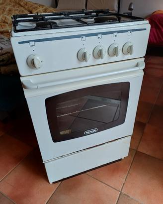 Cucina De Longhi a gas con forno a gas