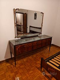 Elegante Camera Matrimoniale Radica – Stile Retrò