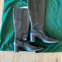 Stivali in pelle neri n. 35