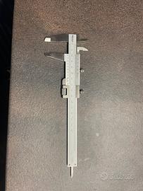 Mitutoyo calibro a corsia originale