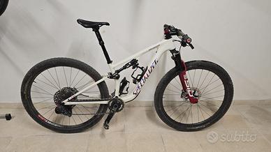 Specialized Epic 8 Flight Attendant