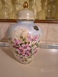 vaso dipinto a mano