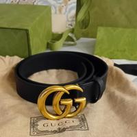 Cintura Gucci originale nera con fibbia oro nuova 