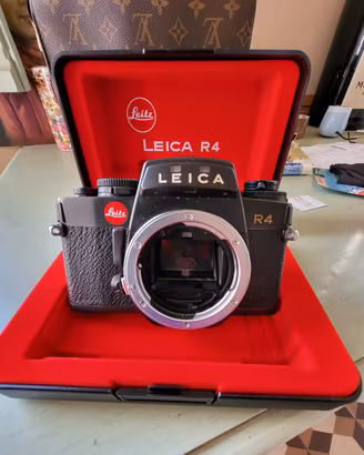 Leica R4 