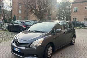 Toyota Verso 2.0 D 7 posti