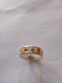 Anello Gucci 18 carati con pietre Taglia 12 