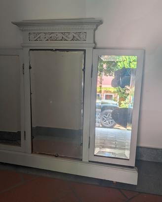 Vecchio specchio da appoggio o pensile in legno.
