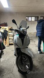 Piaggio Beverly 400